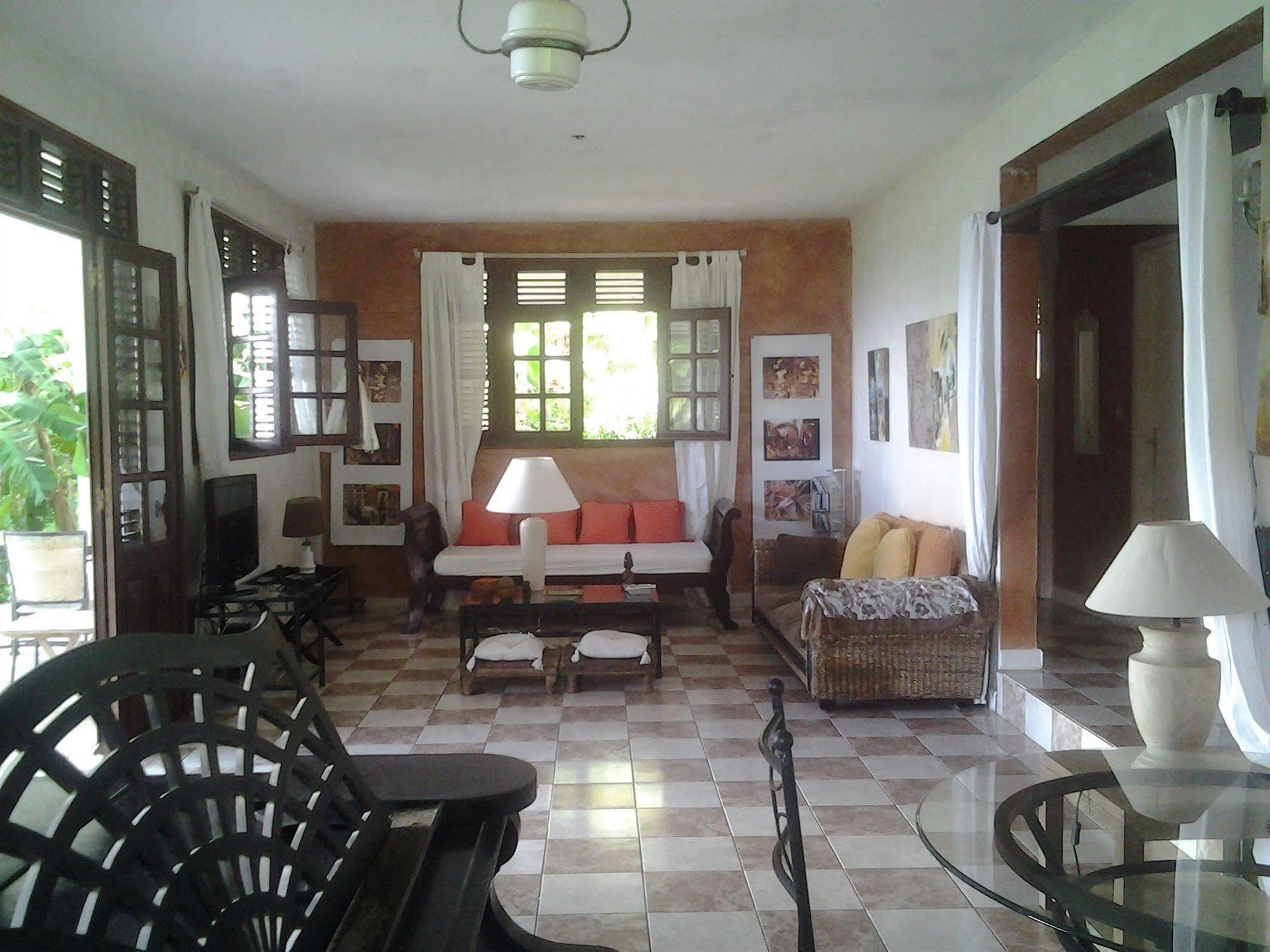 Villa Galerie Лез Анс-д'Арле Екстериор снимка